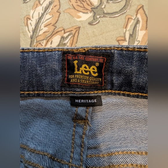 lee heritage boot cut jeans size 10 - Picture 2 of 7